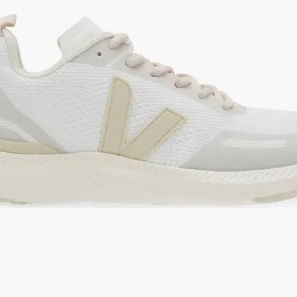 NIB/NWT Veja Impala Sneakers, Eggshell, Women Size 41 - Picture 2 of 4